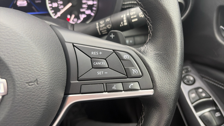 Nissan Juke 1.0 DiG-T 114 N-Connecta 5dr DCT Petrol Hatchback